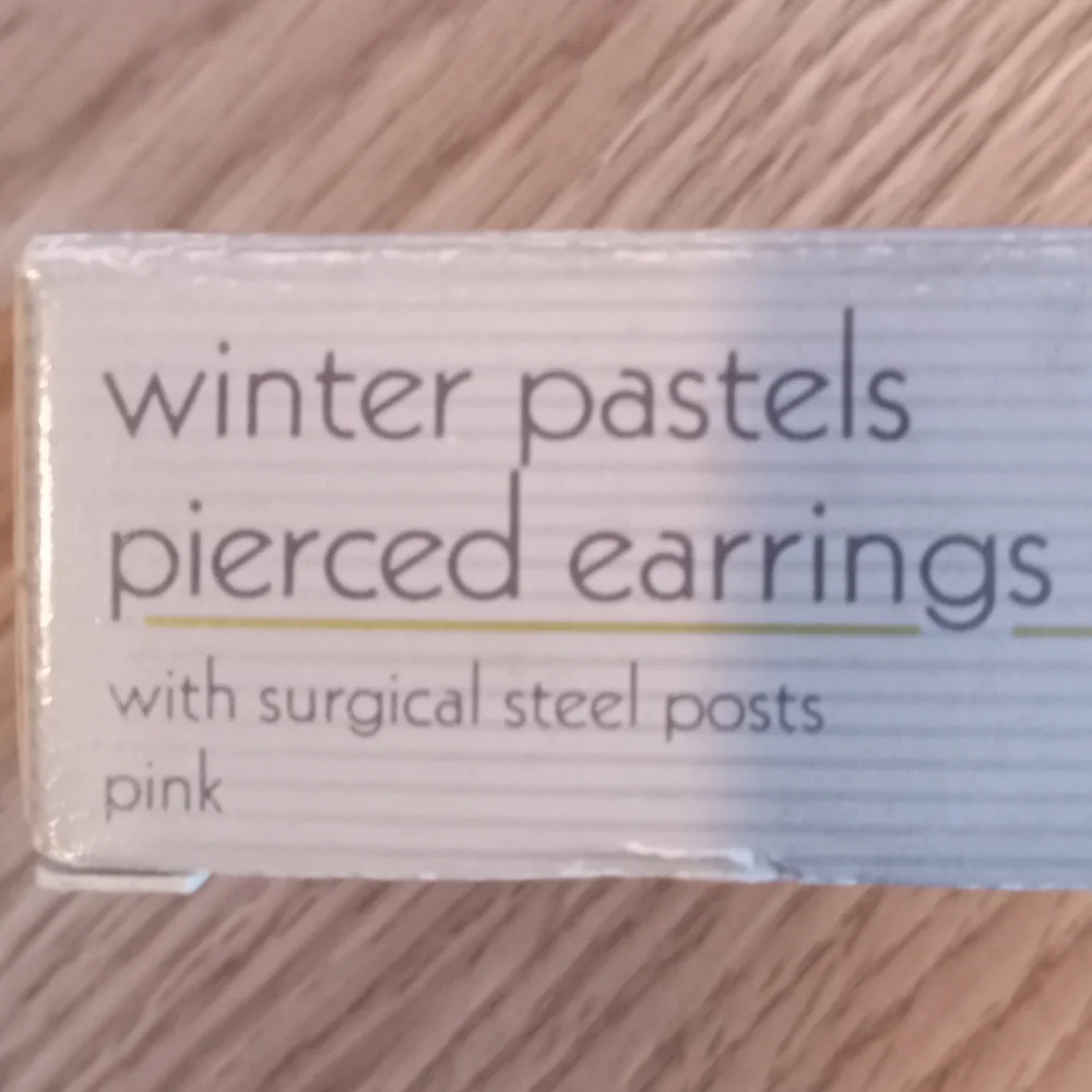 24k plated 1987 Ivory pierced earrings - Picture 4 of 7